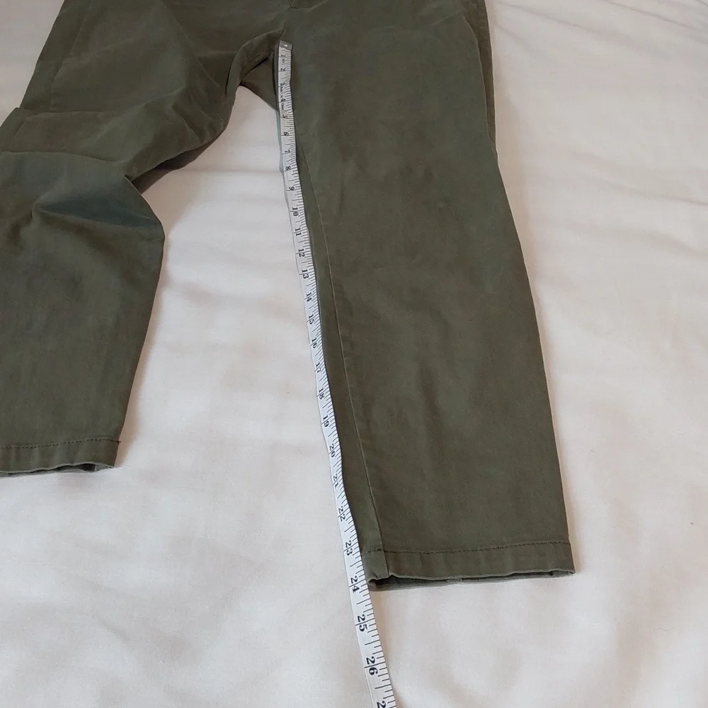 Gap Ultra Skinny Crop Stretch‎ Pants! Green. Size 6A.